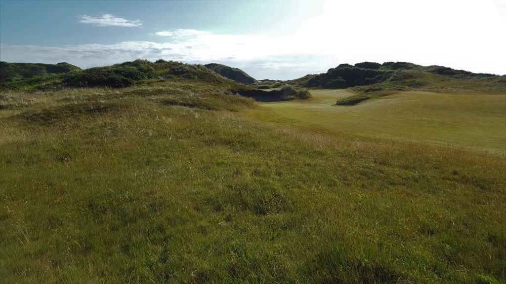Royal County Down Golf Club, 3rd Hole, Golf Trips to Ireland
